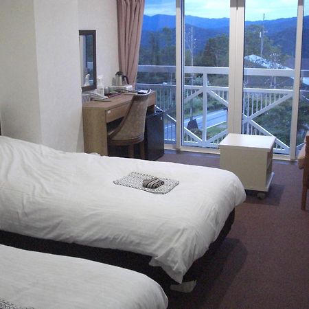 Akakura Yours Inn Myoko Exteriör bild