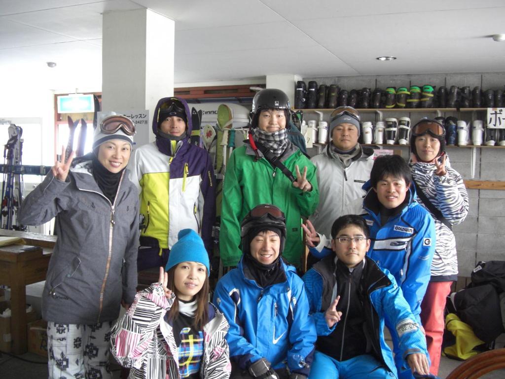 Akakura Yours Inn Myoko Exteriör bild