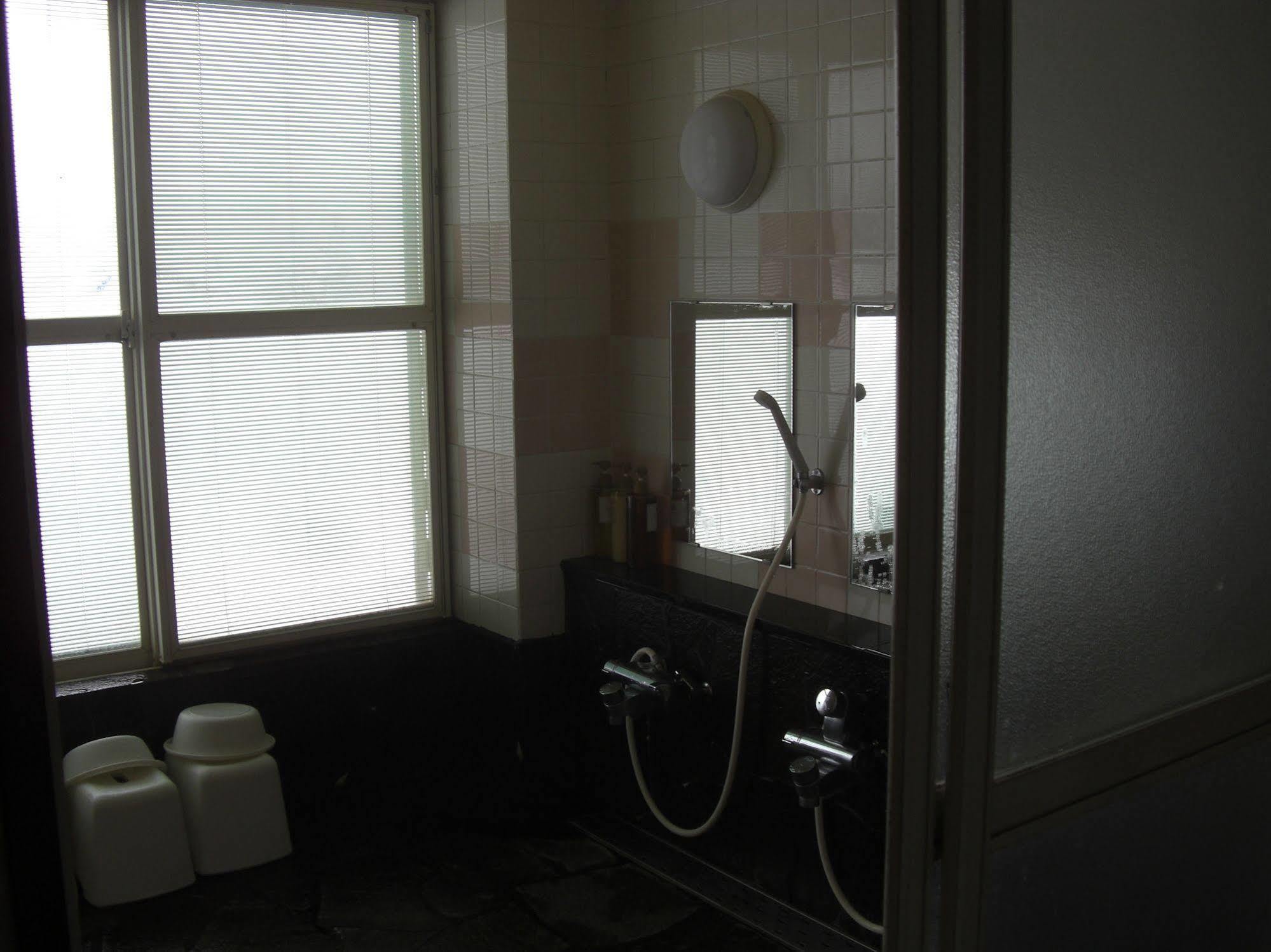 Akakura Yours Inn Myoko Exteriör bild